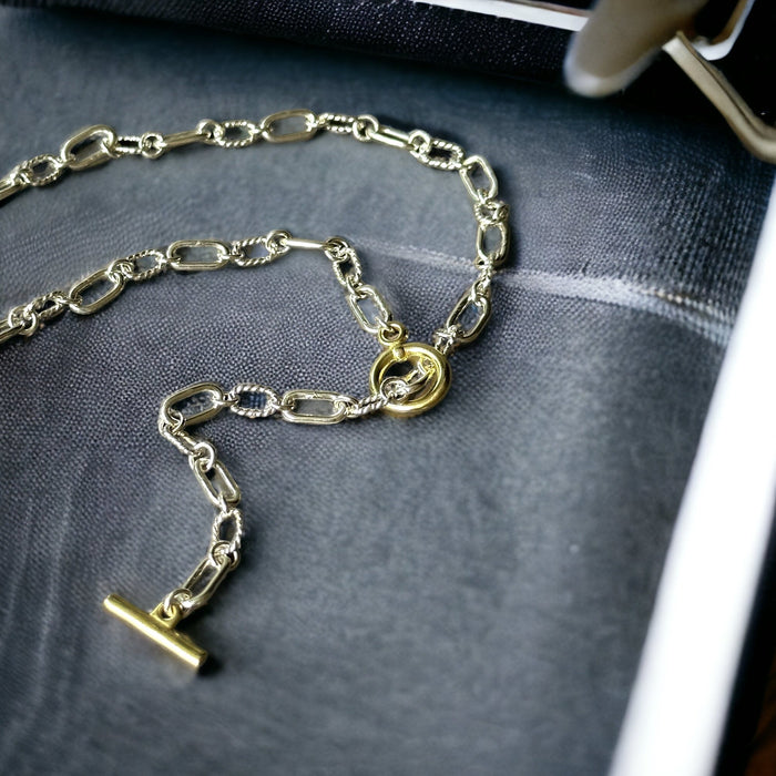 Long Link Toggle Chain Lariat
